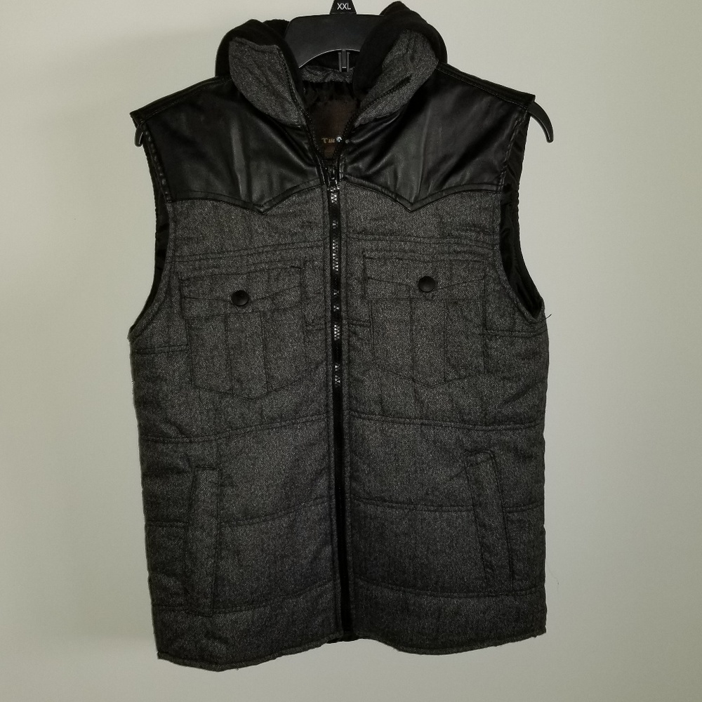 TWCE Vest With  Detached able Hoodie Size Small